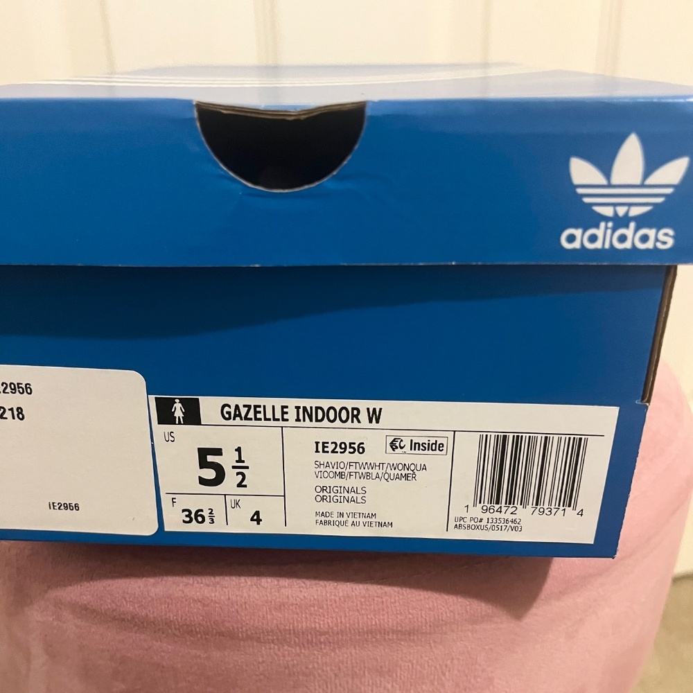 NEW Adidas Gazelle Indoor sneakers size 5.5 - Picture 5 of 9